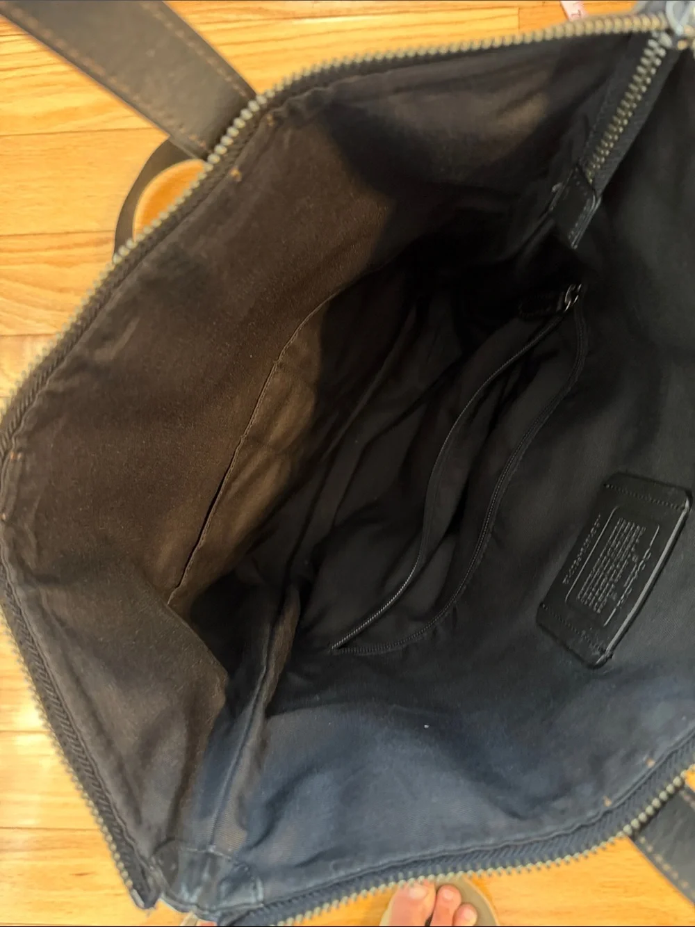 Coach Black Leather Convertible Laptop Tote/Messenger Bag with Adjustable Strap
